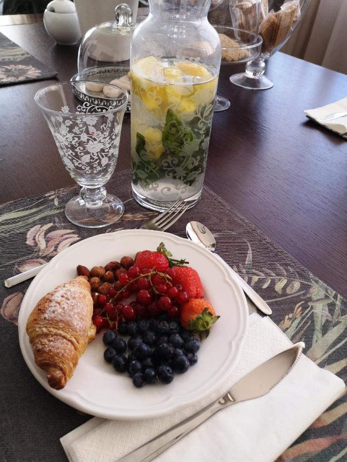 Villa B&B Marina & Parking Free 로비니 외부 사진