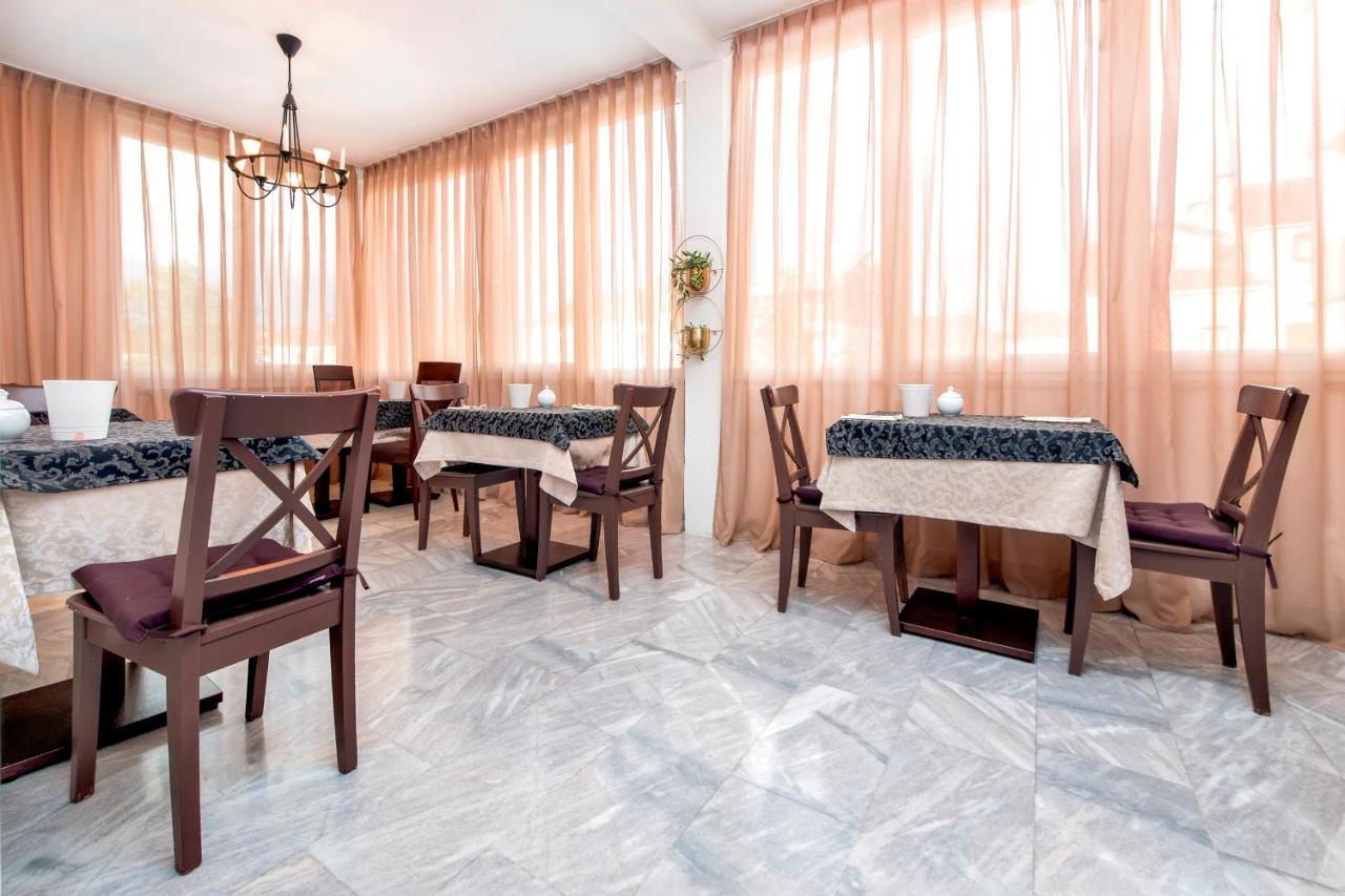 Villa B&B Marina & Parking Free 로비니 외부 사진