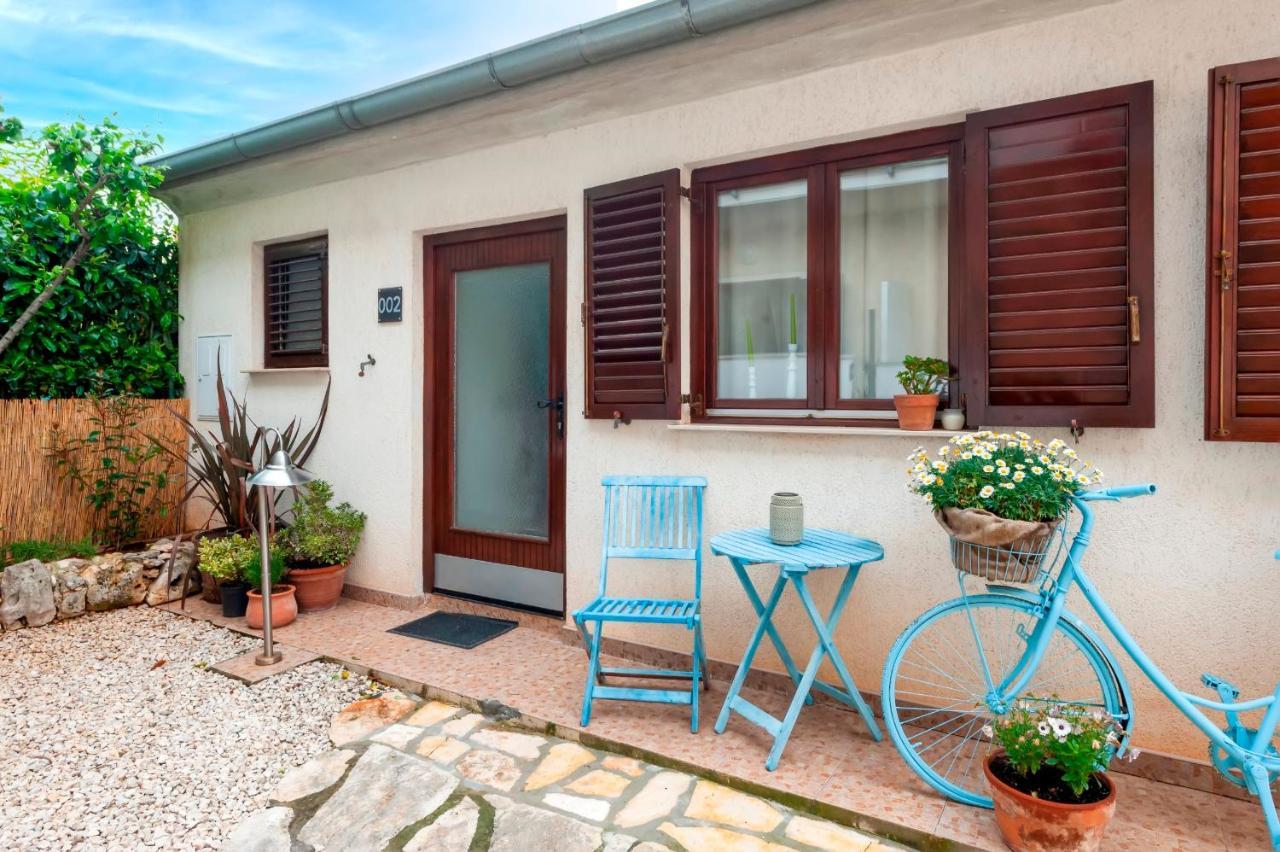 Villa B&B Marina & Parking Free 로비니 외부 사진