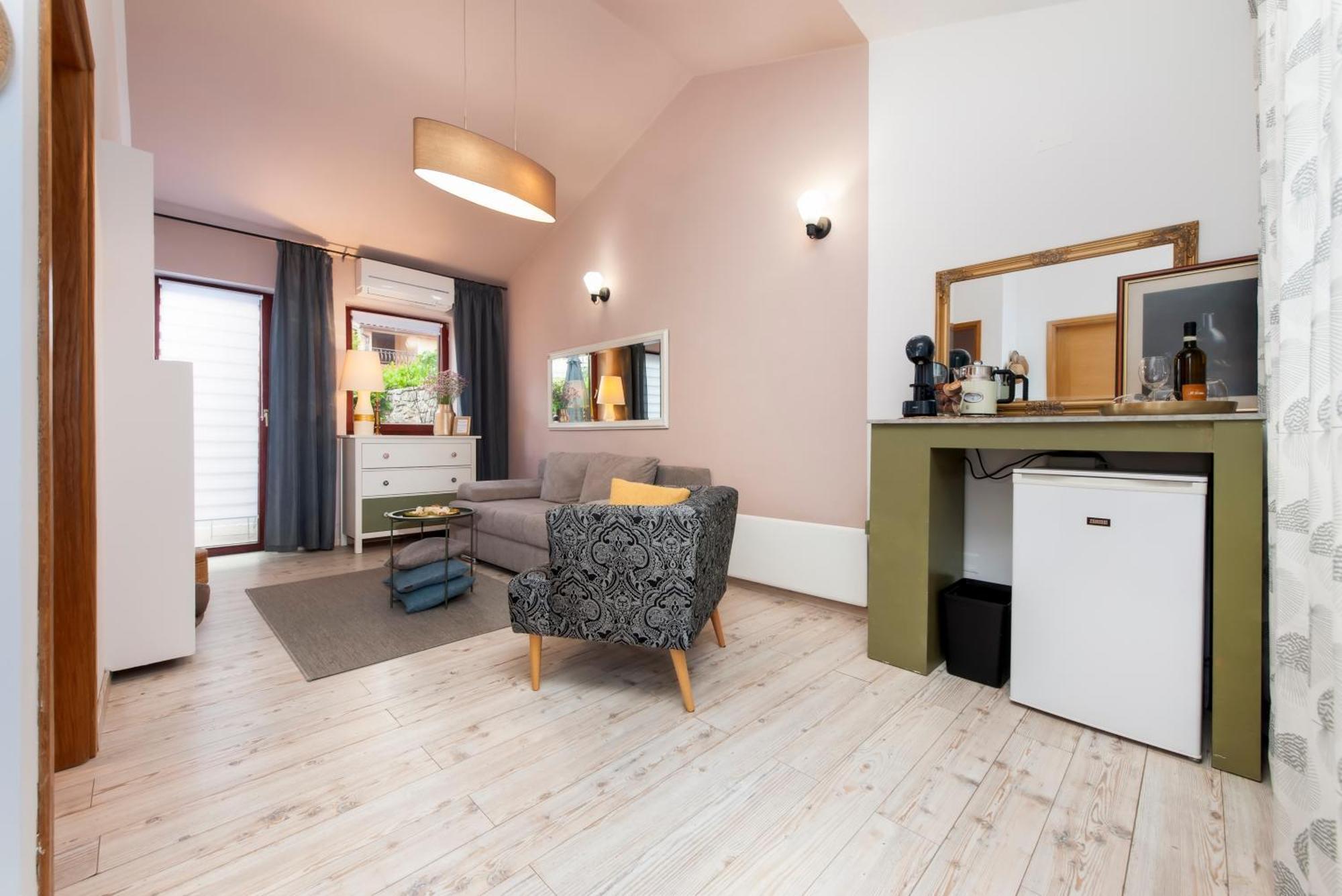 Villa B&B Marina & Parking Free 로비니 외부 사진
